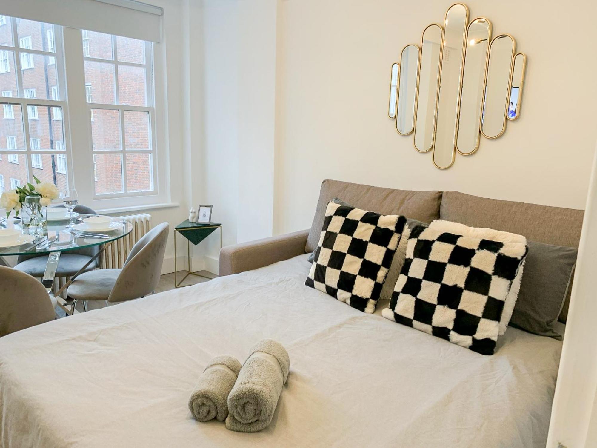 Vibrant 2-bedroom Flat With Elevator In Marylebone, Close To Hyde Park & Edgware Road * Londen
